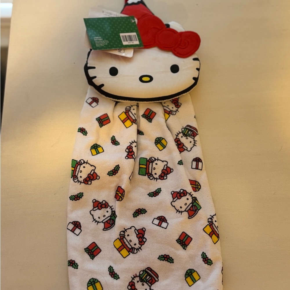 Hello Kitty Holiday Towel